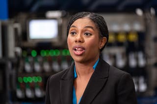 Kemi Badenoch calls for children to be removed from social media